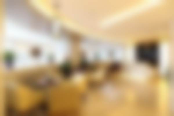 面诊时的沟通与润百颜玻尿酸填充法令纹方案定制